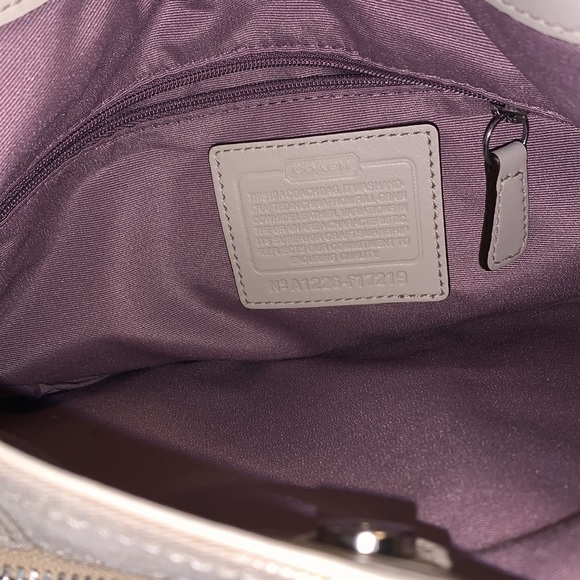 Coach shoulder bag - Picture 6 of 9